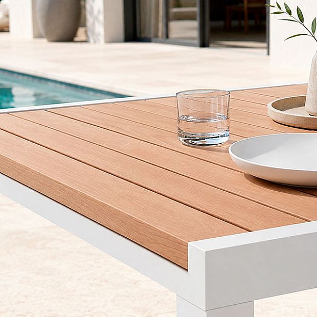 Ausziehbarer Aluminium-Esstisch für die Terrasse im Großhandel mit Holzoptik-Lattenplatte - 11D08F