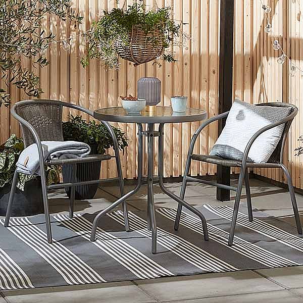 Rattan-Bistromöbel-Set mit rundem Tisch und Stühlen - 10B01X