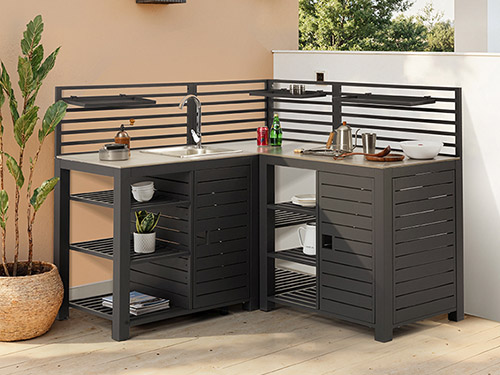 Layouts für Außenküchen-Sets für Terrassen und Gärten