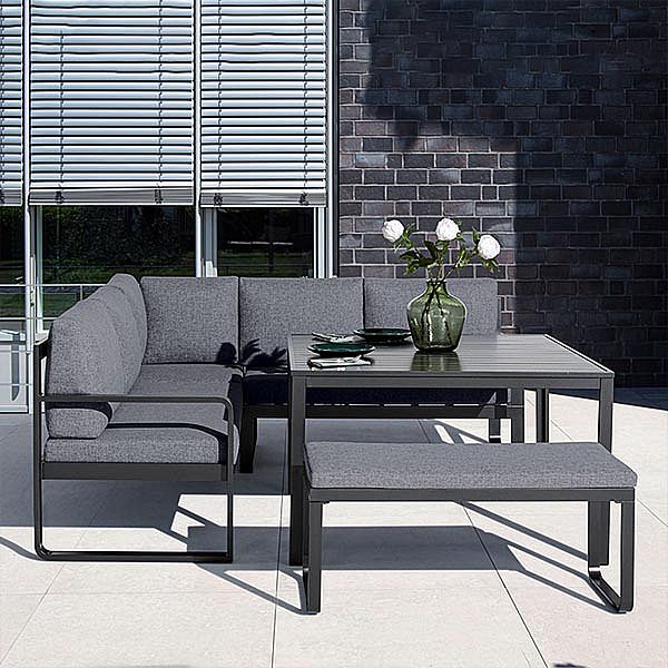 Sofagarnitur aus Aluminiumguss mit Tisch und Hocker - 11C01F