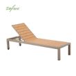 Verstellbarer Liegestuhl aus Aluminium, Kunststoff und Holz mit Rollen - 11D14G