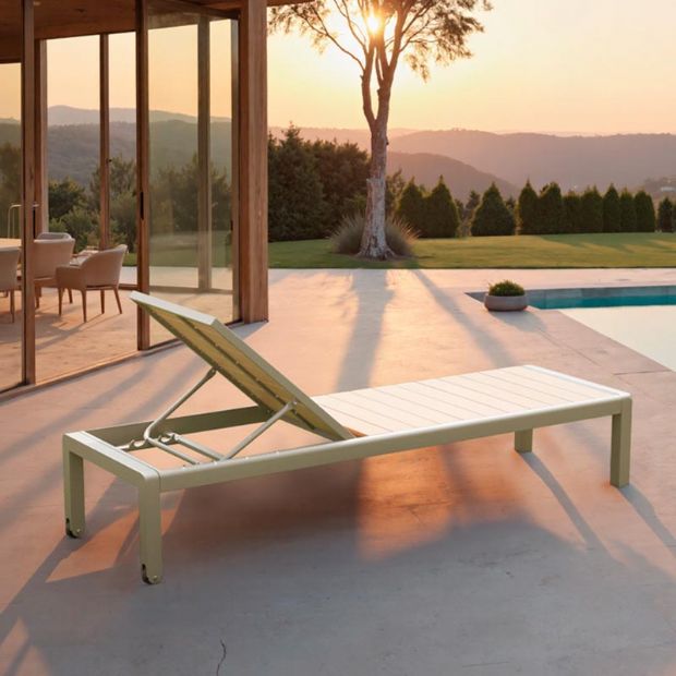 Verstellbarer Liegestuhl aus Aluminium, Kunststoff und Holz mit Rollen - 11D14G