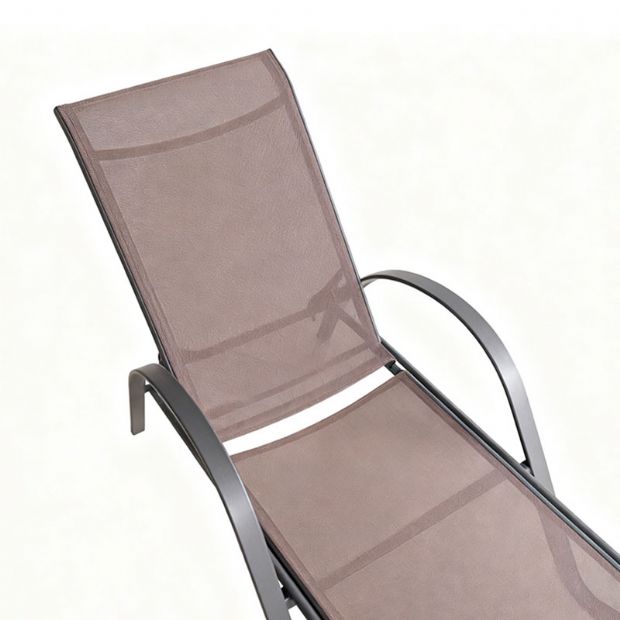 Outdoor-Sonnenliege mit geschwungenen Armlehnen - 11D25E